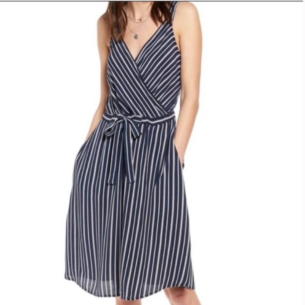 Treasure & Bond Striped Navy Tie Waist Dress Size M
